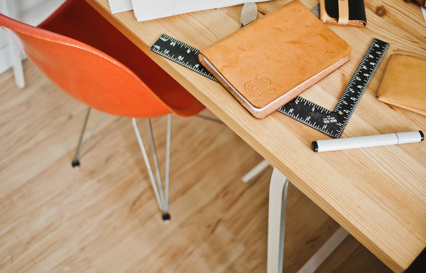 Diagram showing different orbital paths around Earth.